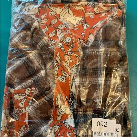 POL Floral Plaid Women's Button Down - Brown and Orange - Picture 6 of 6